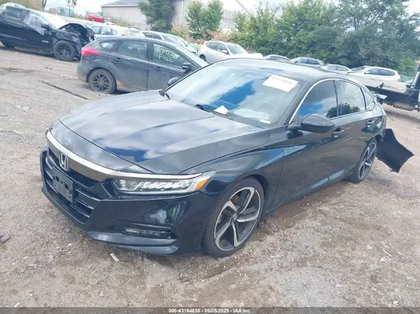 1HGCV1F33JA225628 2018 HONDA ACCORD - Image 2