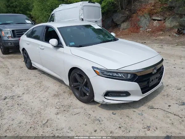 1HGCV1F33JA226861 2018 HONDA ACCORD - Image 1