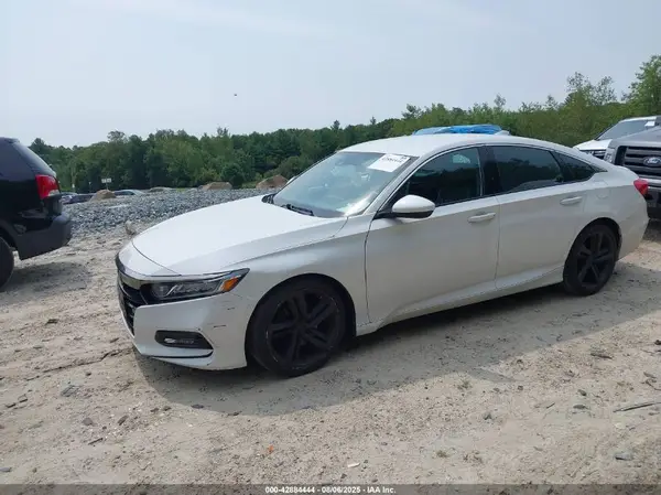 1HGCV1F33JA226861 2018 HONDA ACCORD - Image 2