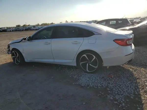 1HGCV1F33JA227170 2018 HONDA ACCORD - Image 2