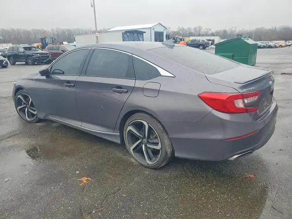 1HGCV1F33JA228805 2018 HONDA ACCORD - Image 2