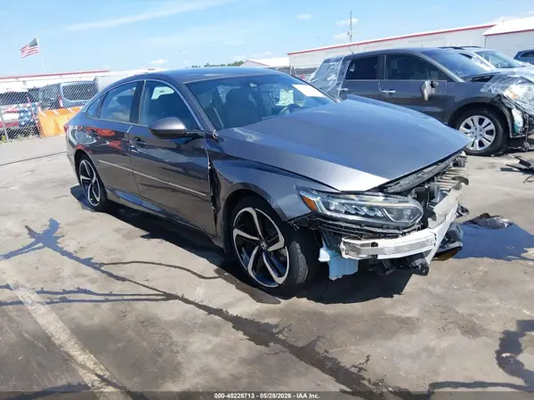 1HGCV1F33JA228965 2018 HONDA ACCORD - Image 1