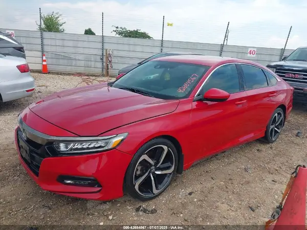 1HGCV1F33JA229727 2018 HONDA ACCORD - Image 2