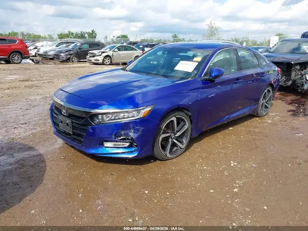 1HGCV1F33JA230084 2018 HONDA ACCORD - Image 2
