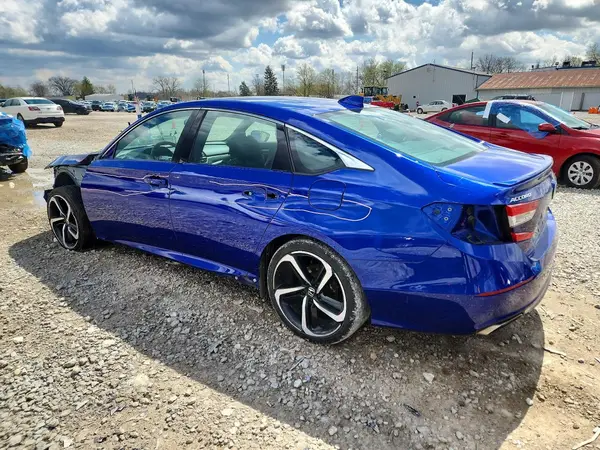 1HGCV1F33JA230263 2018 HONDA ACCORD - Image 2