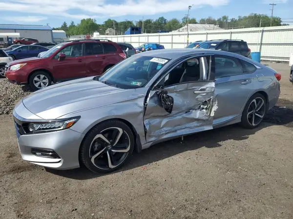 1HGCV1F33JA231056 2018 HONDA ACCORD - Image 1