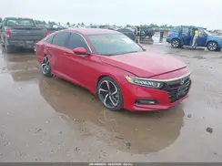 1HGCV1F33JA236211 2018 HONDA ACCORD