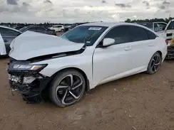 1HGCV1F33JA237164 2018 HONDA ACCORD