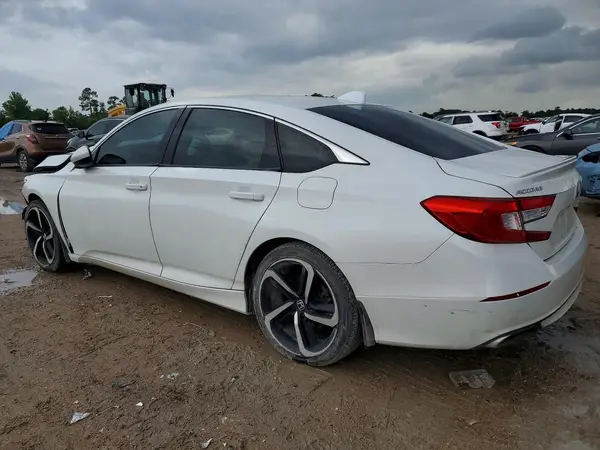 1HGCV1F33JA237164 2018 HONDA ACCORD - Image 2