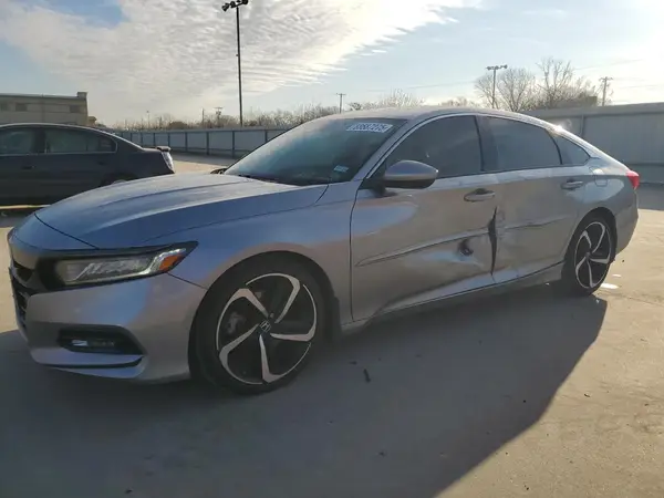1HGCV1F33JA239903 2018 HONDA ACCORD - Image 1