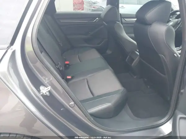 1HGCV1F33JA243899 2018 HONDA ACCORD - Image 8