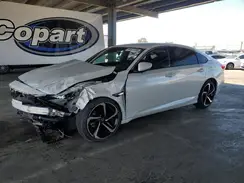 1HGCV1F33JA245426 2018 HONDA ACCORD