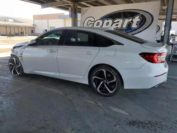 1HGCV1F33JA245426 2018 HONDA ACCORD - Image 2