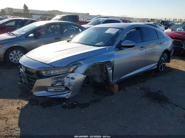 1HGCV1F33JA246270 2018 HONDA ACCORD - Image 2