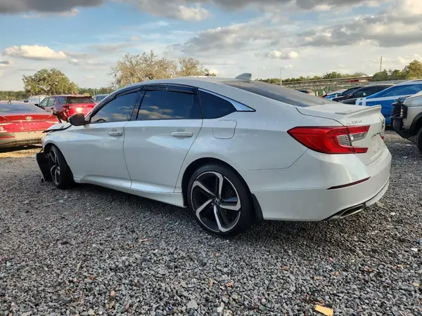 1HGCV1F33JA248391 2018 HONDA ACCORD - Image 2