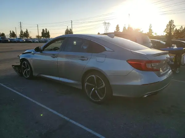 1HGCV1F33JA251274 2018 HONDA ACCORD - Image 2