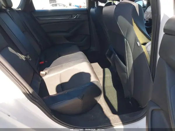 1HGCV1F33JA251372 2018 HONDA ACCORD - Image 8