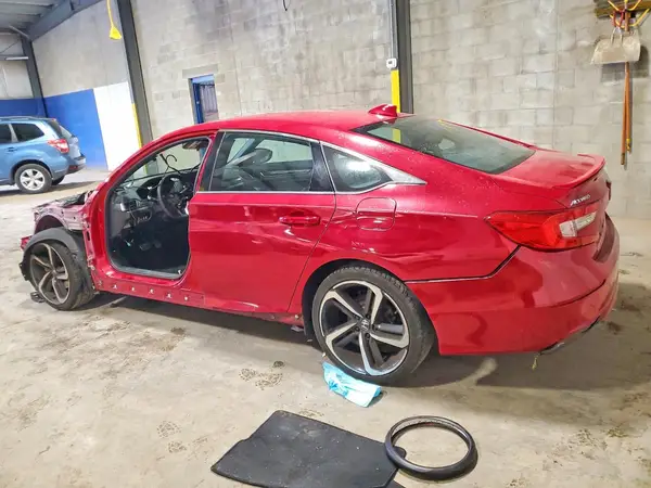 1HGCV1F33JA257267 2018 HONDA ACCORD - Image 2