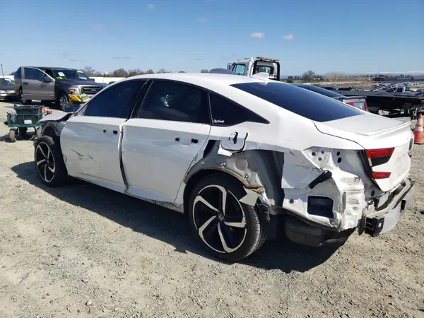 1HGCV1F33JA257575 2018 HONDA ACCORD - Image 2