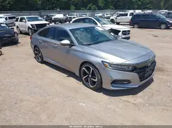 1HGCV1F33JA260735 2018 HONDA ACCORD