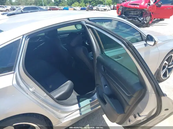 1HGCV1F33JA260735 2018 HONDA ACCORD - Image 8
