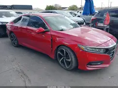 1HGCV1F33JA261240 2018 HONDA ACCORD