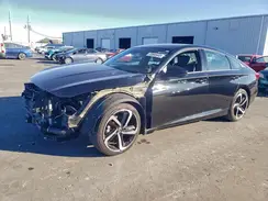 1HGCV1F33JA265384 2018 HONDA ACCORD