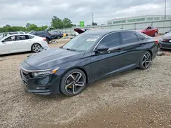 1HGCV1F33JA265420 2018 HONDA ACCORD