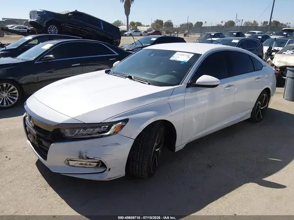 1HGCV1F33JA265739 2018 HONDA ACCORD - Image 2