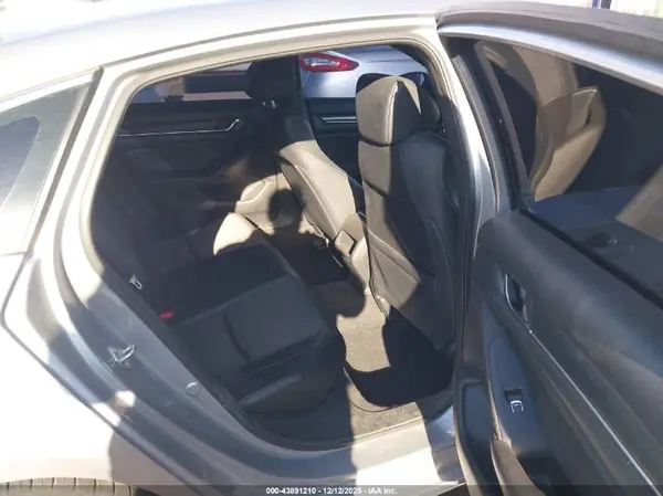 1HGCV1F33JA266762 2018 HONDA ACCORD - Image 8