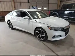 1HGCV1F33KA015337 2019 HONDA ACCORD