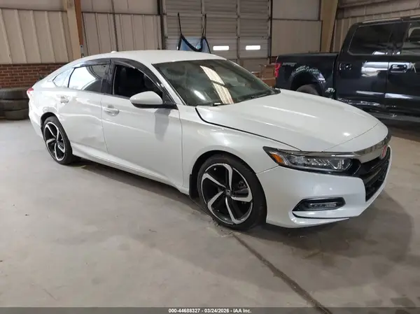 1HGCV1F33KA015337 2019 HONDA ACCORD - Image 1