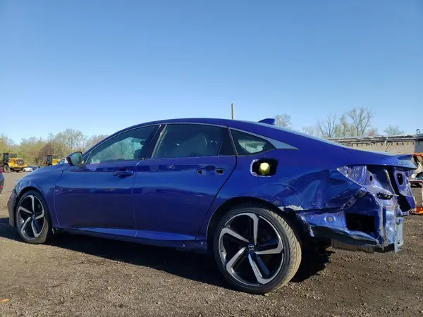 1HGCV1F33KA015631 2019 HONDA ACCORD - Image 2