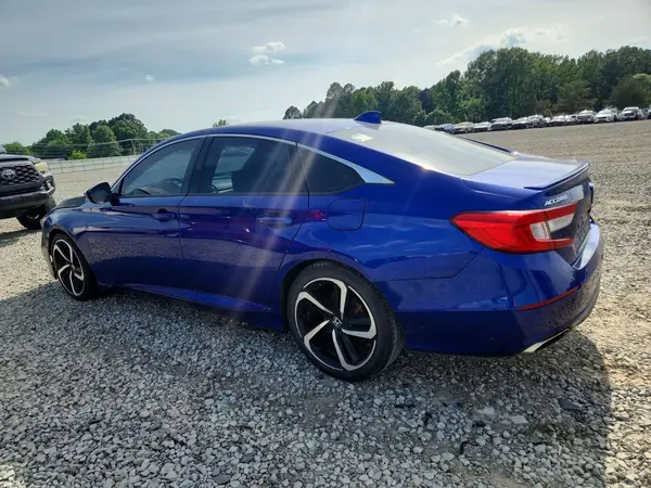 1HGCV1F33KA019615 2019 HONDA ACCORD - Image 2