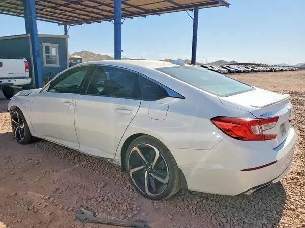 1HGCV1F33KA026130 2019 HONDA ACCORD - Image 2