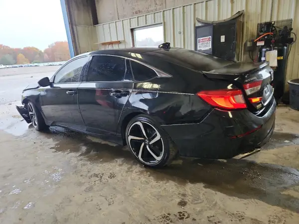 1HGCV1F33KA031005 2019 HONDA ACCORD - Image 2
