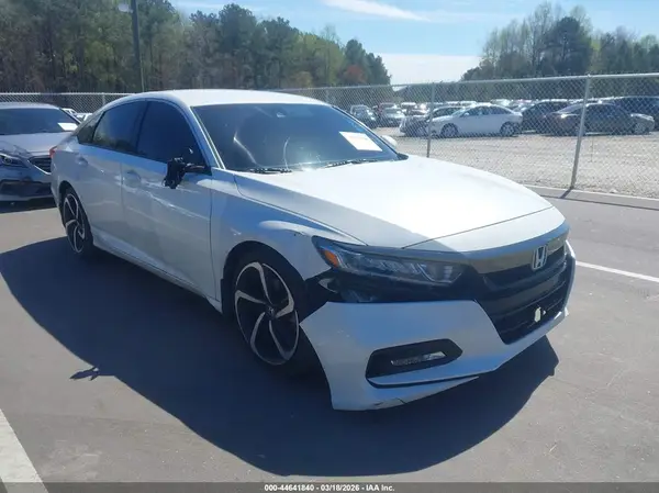 1HGCV1F33KA031537 2019 HONDA ACCORD - Image 1