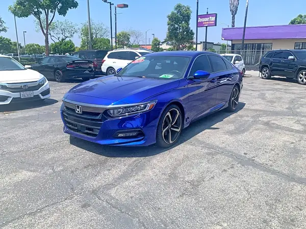 1HGCV1F33KA032705 2019 HONDA ACCORD - Image 2