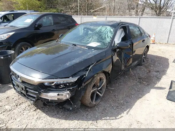 1HGCV1F33KA035197 2019 HONDA ACCORD - Image 2