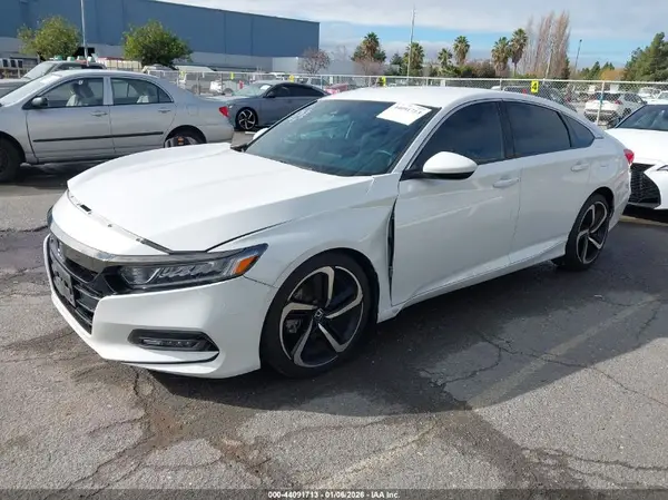 1HGCV1F33KA035278 2019 HONDA ACCORD - Image 2