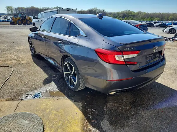 1HGCV1F33KA036026 2019 HONDA ACCORD - Image 2