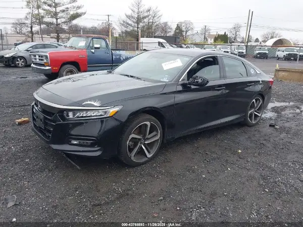 1HGCV1F33KA040979 2019 HONDA ACCORD - Image 2