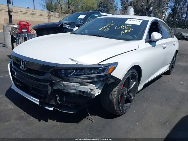 1HGCV1F33KA041193 2019 HONDA ACCORD - Image 2