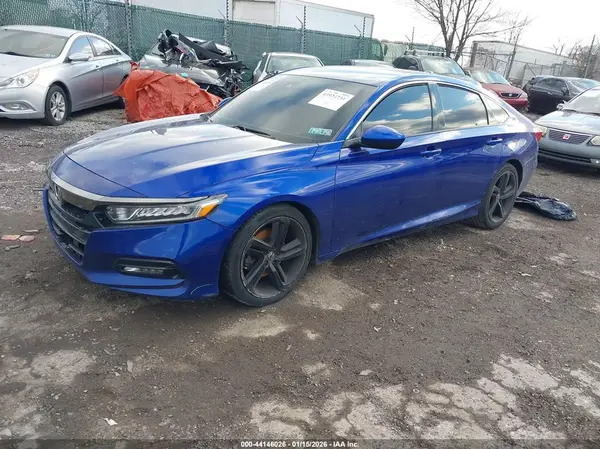 1HGCV1F33KA043915 2019 HONDA ACCORD - Image 2