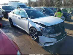 1HGCV1F33KA044692 2019 HONDA ACCORD
