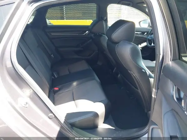 1HGCV1F33KA051044 2019 HONDA ACCORD - Image 8