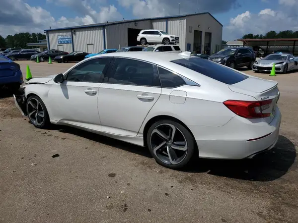 1HGCV1F33KA057300 2019 HONDA ACCORD - Image 2