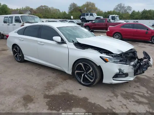 1HGCV1F33KA060746 2019 HONDA ACCORD - Image 1