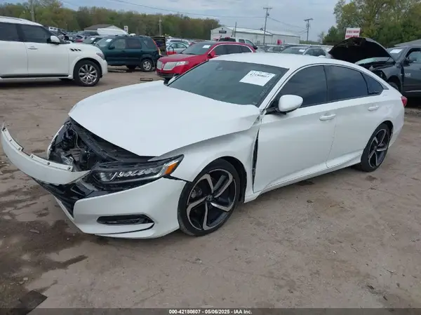 1HGCV1F33KA060746 2019 HONDA ACCORD - Image 2