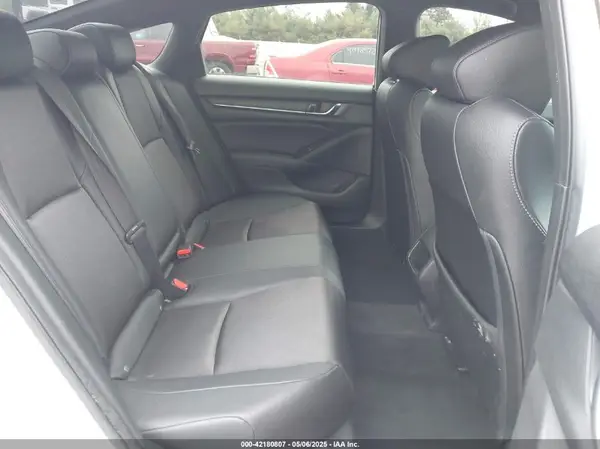 1HGCV1F33KA060746 2019 HONDA ACCORD - Image 8